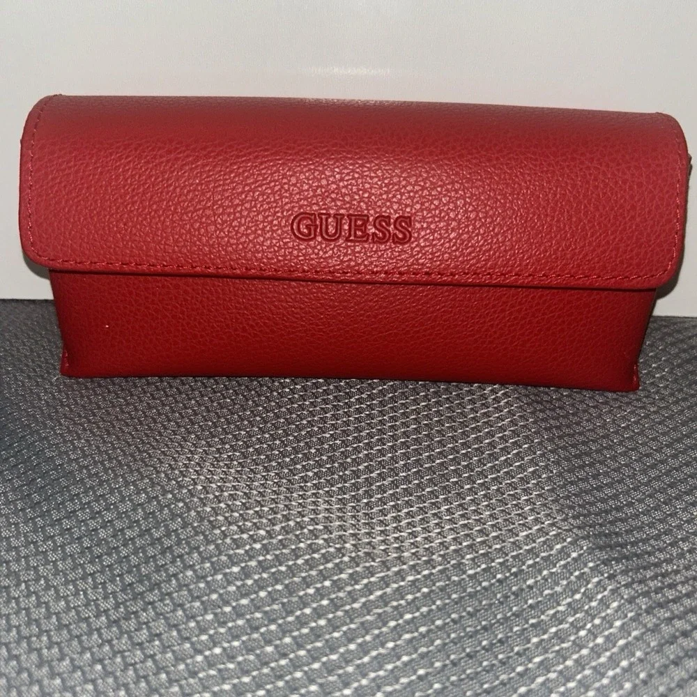 Guess Red Faux Leather Eyeglass Case Soft Pouch Snap‎ Closure